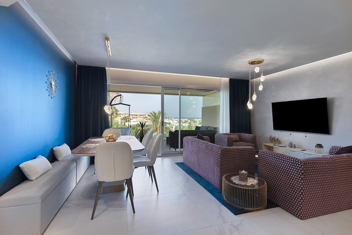 Apartment (Middle Floor Apartment) in San Pedro de Alcántara, Málaga