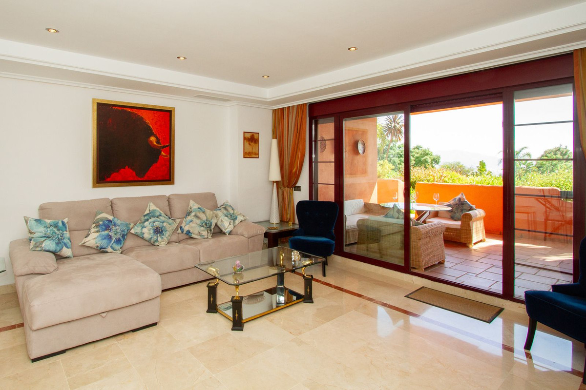 Apartment (Ground Floor Apartment) in La Mairena, Málaga