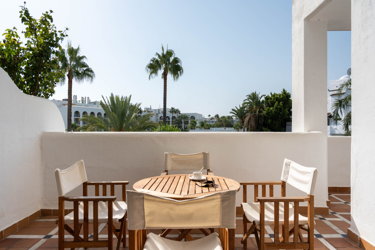 Apartment (Ground Floor Apartment) in Marbella, Málaga