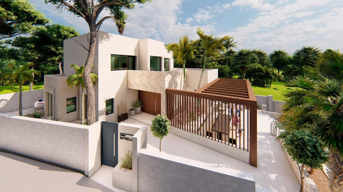 House (Detached Villa) in Las Chapas, Málaga